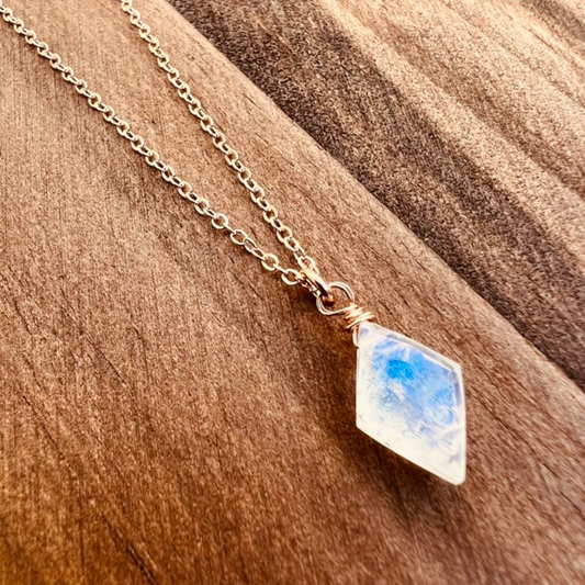 Rainbow Moonstone Simple Diamond Necklace