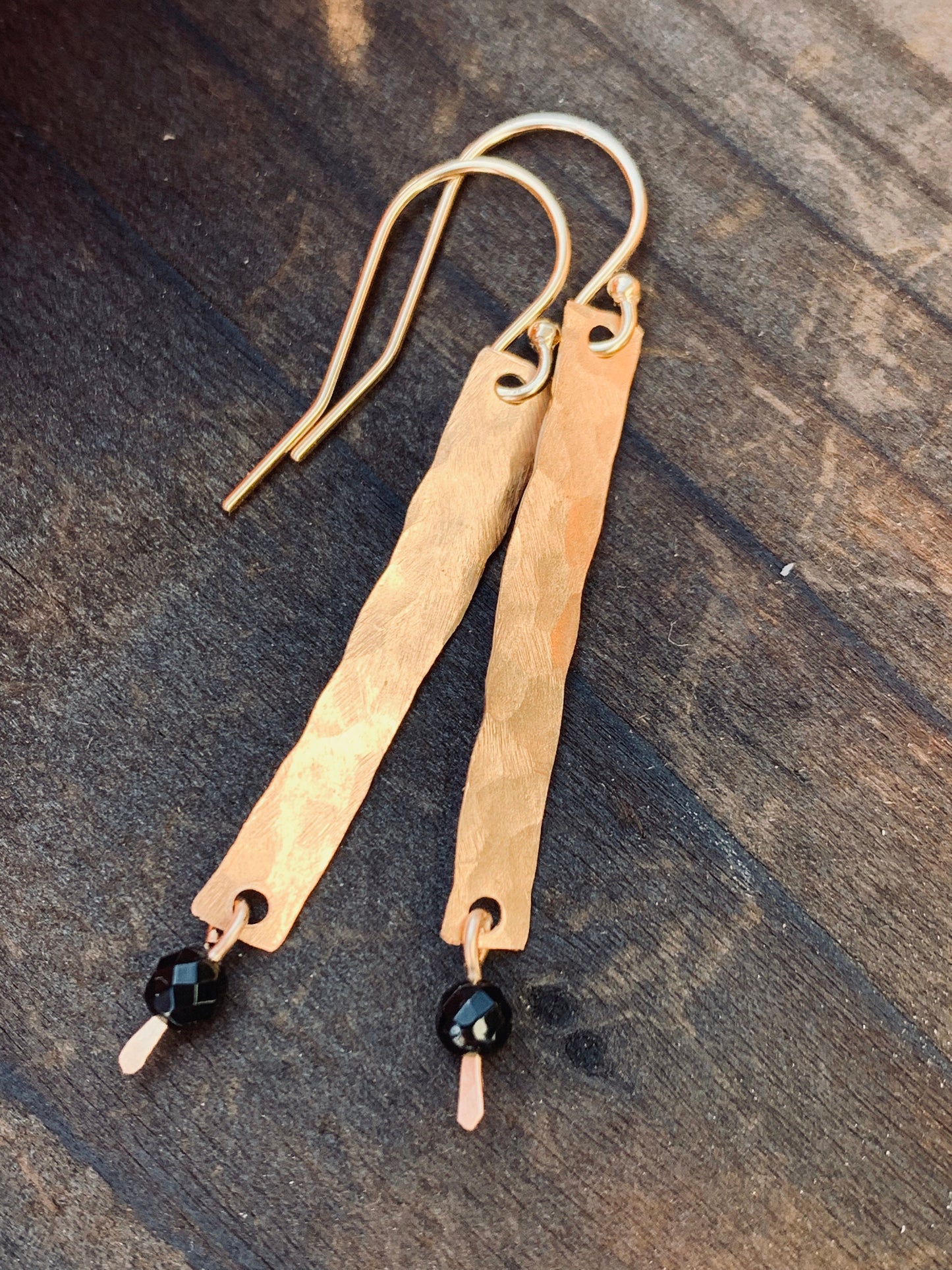 Gold Bar Earrings - Onyx